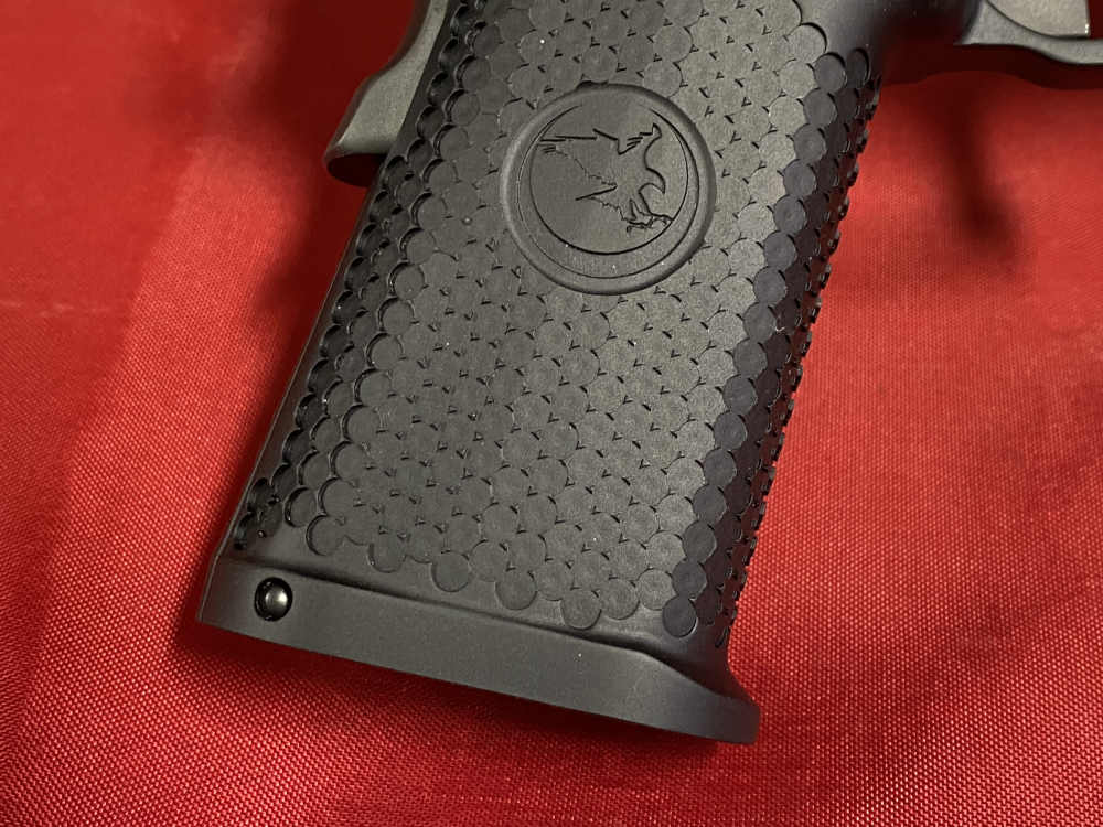 Nighthawk Custom BDS Commander 9mm IOS Aggressive Grip New In Box-img-3