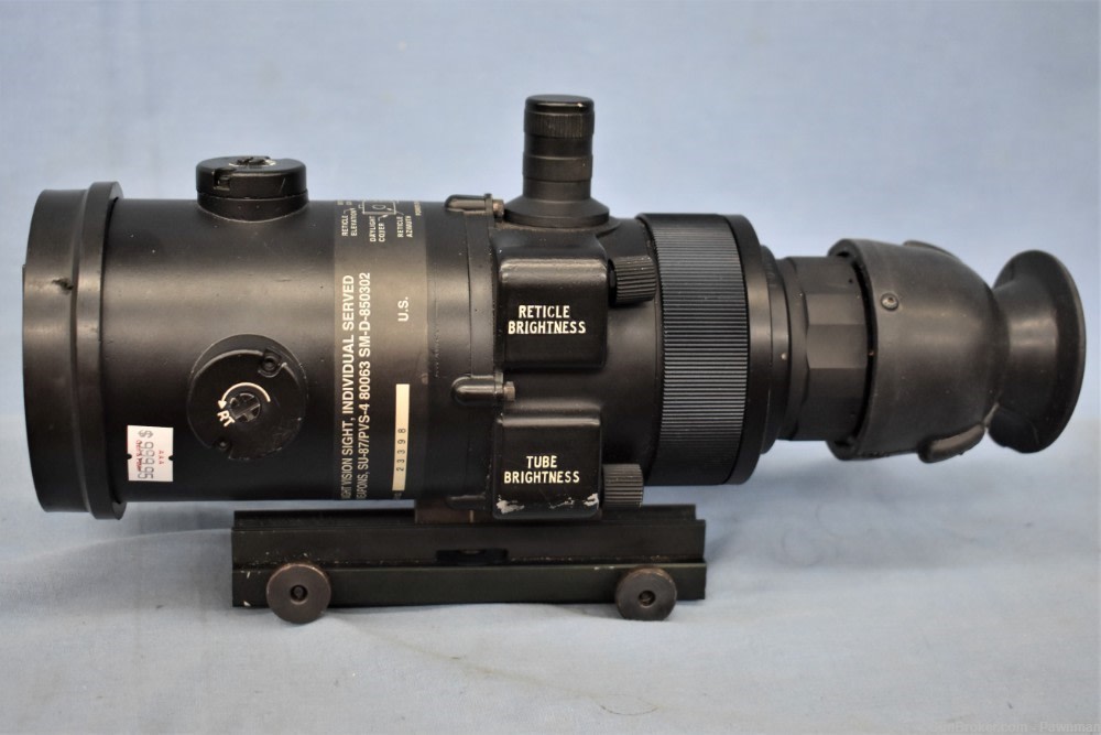 AN/PVS-4 Night Vision Sight Scope-img-1