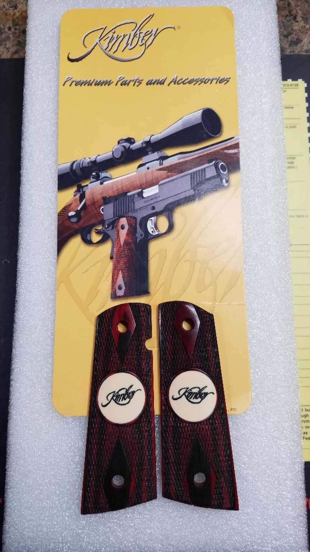 KIMBER FACTORY 1911 GRIPS FIT FULL SIZE OR COMMANDER MODELS NEW-img-0