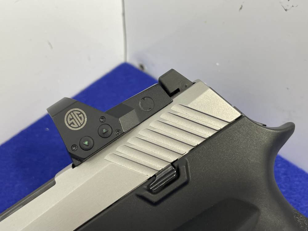 Sig Sauer P320 9mm 5" Stainless *SILENCERCO THREADED BARREL W/ EXTRA FRAME*-img-11