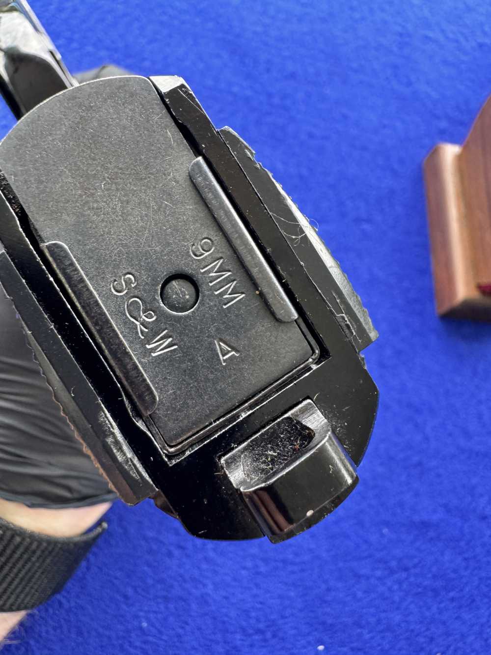 In Box Smith Wesson model 59 2nd Gen 9mm Pistol-img-24