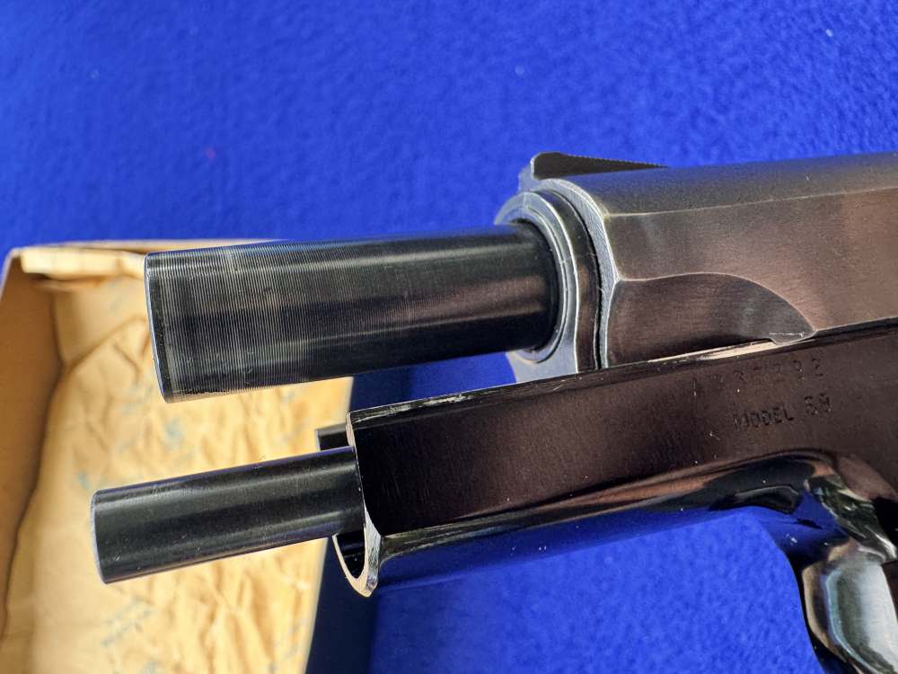 In Box Smith Wesson model 59 2nd Gen 9mm Pistol-img-32