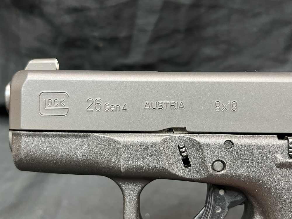Glock 26 Gen 4 9mm 3.3" Night Sights Pistol -img-10