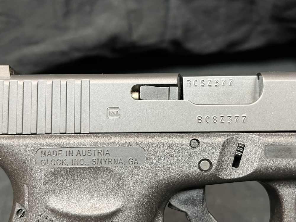 Glock 26 Gen 4 9mm 3.3" Night Sights Pistol -img-11