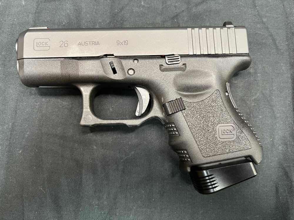 Glock 26 Gen 3 9mm 3.4" Pistol Night Sights G26 Factory Case-img-14