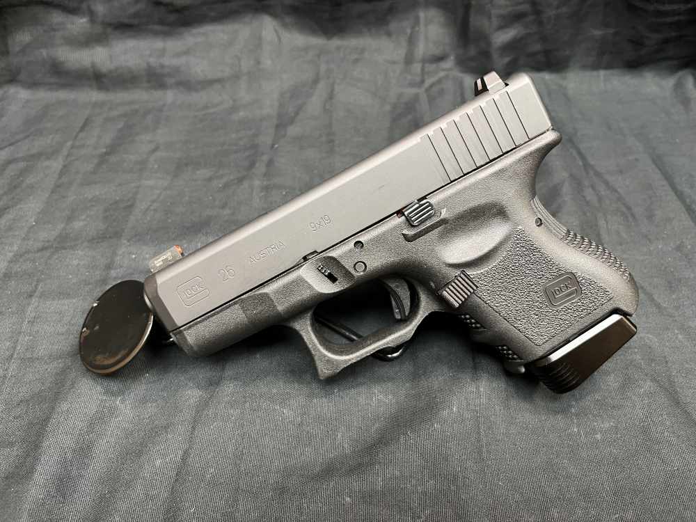 Glock 26 Gen 3 9mm 3.4" Pistol Night Sights G26 Factory Case-img-4