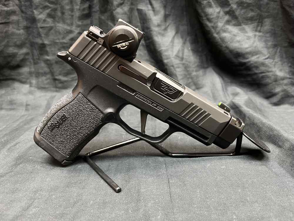 Sig Sauer P365 X Comp 9mm Sig Red Dot Compensator Case 2 Mags -img-3