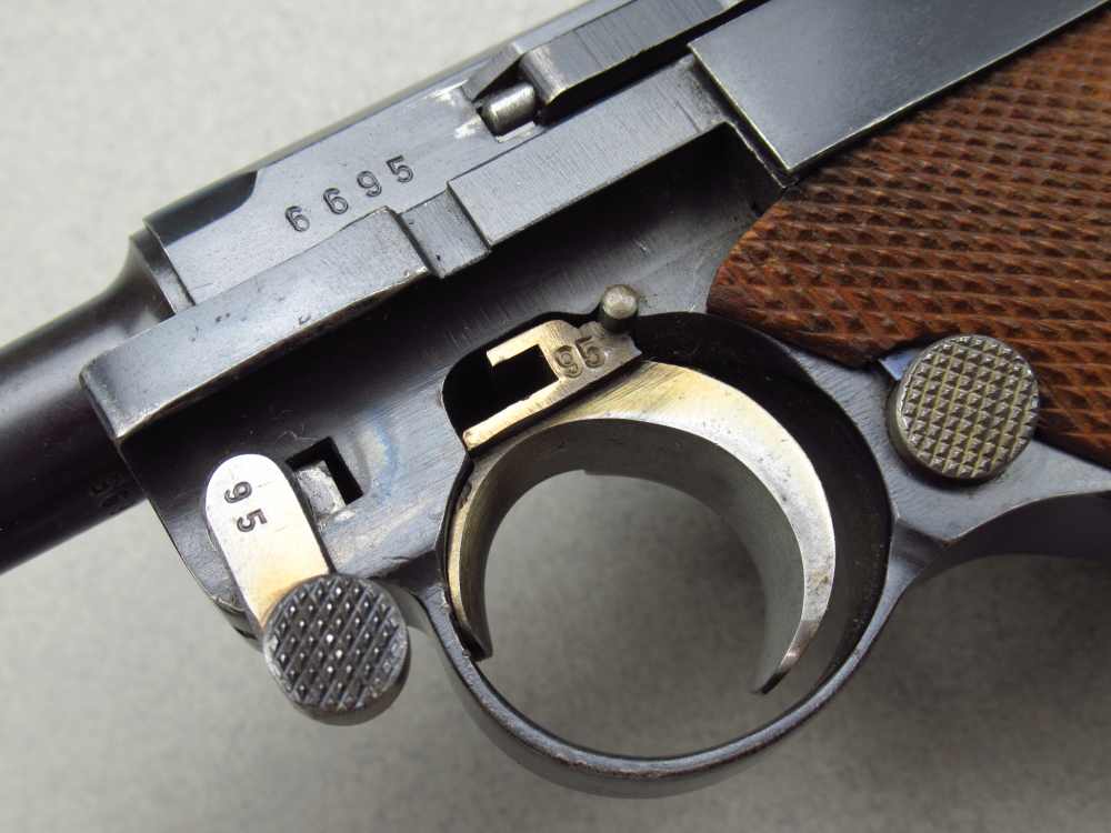 Very Nice 1936 S/42 German pre WWII Luger p08 pistol in 9mm Mauser P38-img-86