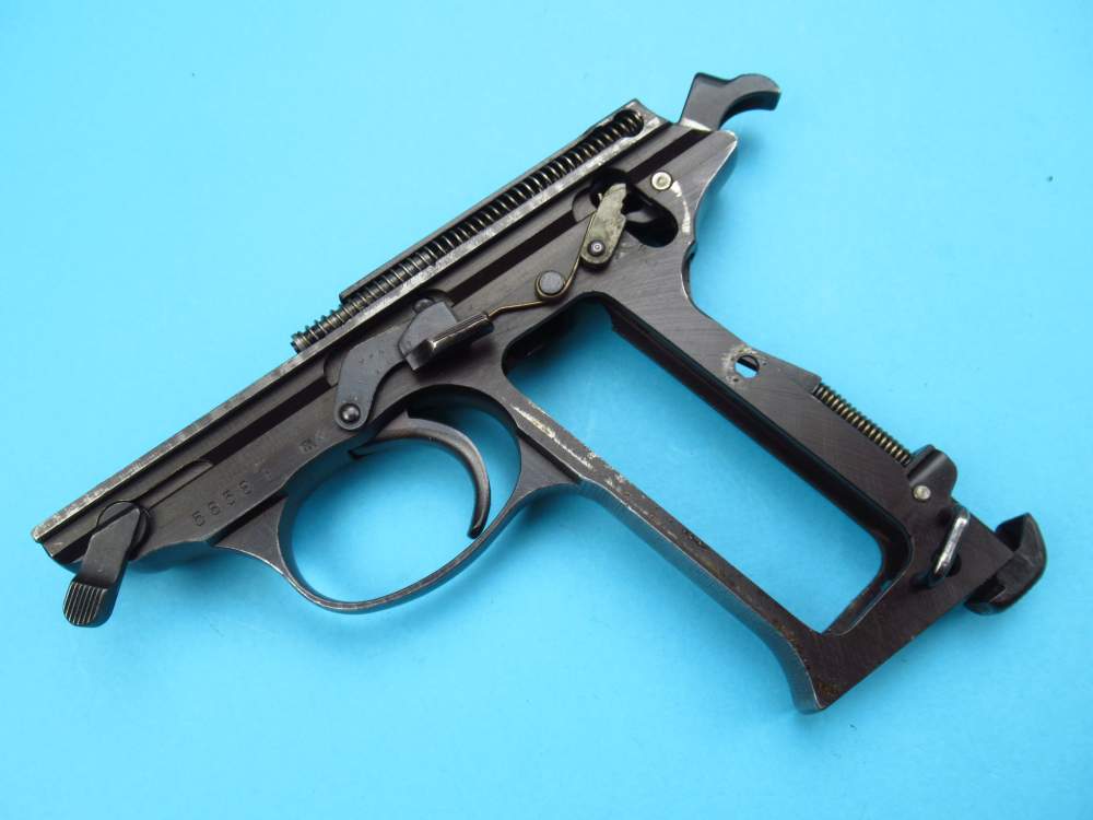 Late 1944 German WWII Walther P38 AC44 9mm Luger Mauser CYQ pistol-img-84
