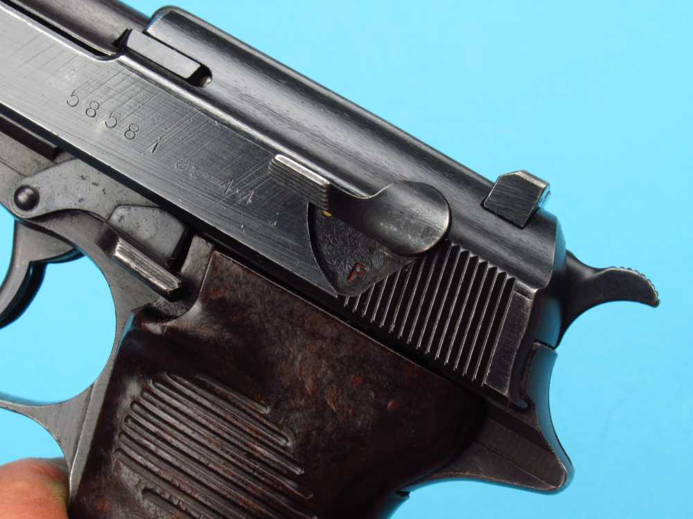 Late 1944 German WWII Walther P38 AC44 9mm Luger Mauser CYQ pistol-img-11