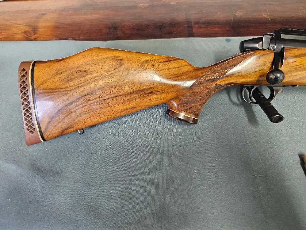 Used Weatherby Mark V Deluxe 378 Wby Magnum -img-5
