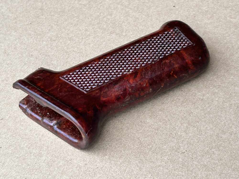 Excellent Condition Romanian Pistol Grip lot #4 ruby pattern-img-4