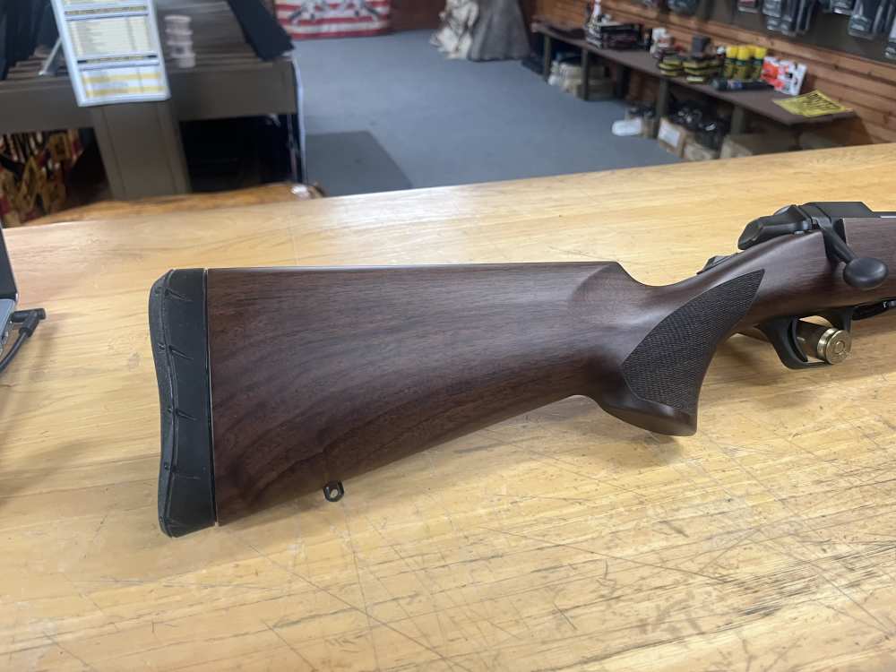 Browning A Bolt 3 Hunter 7mm Mag Walnut Stock-img-1
