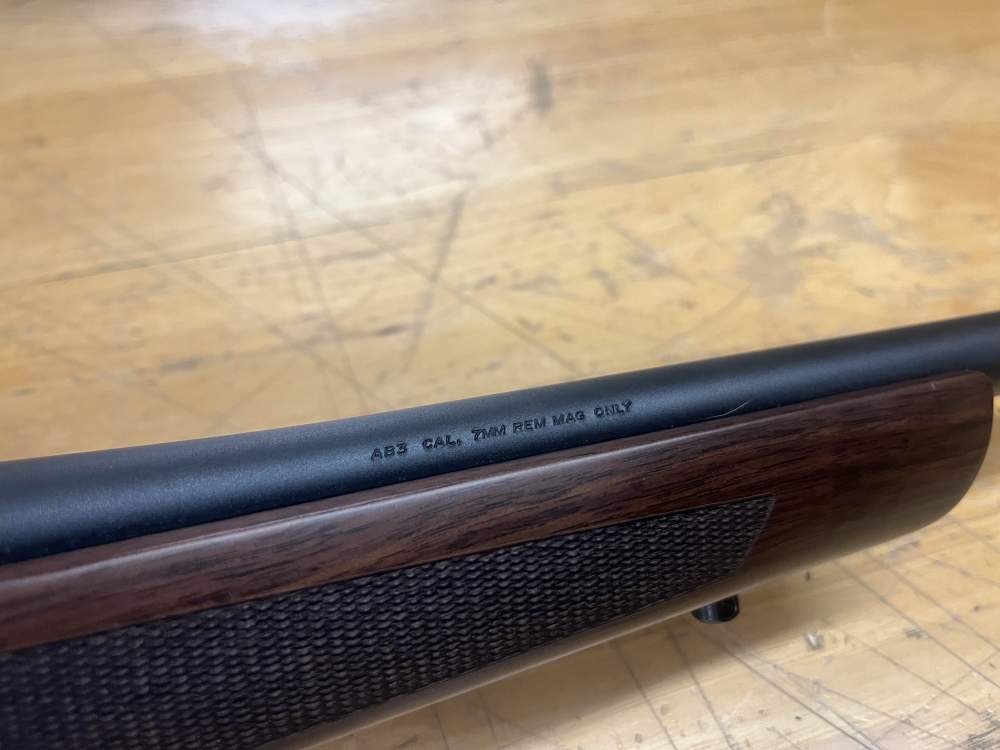 Browning A Bolt 3 Hunter 7mm Mag Walnut Stock-img-4