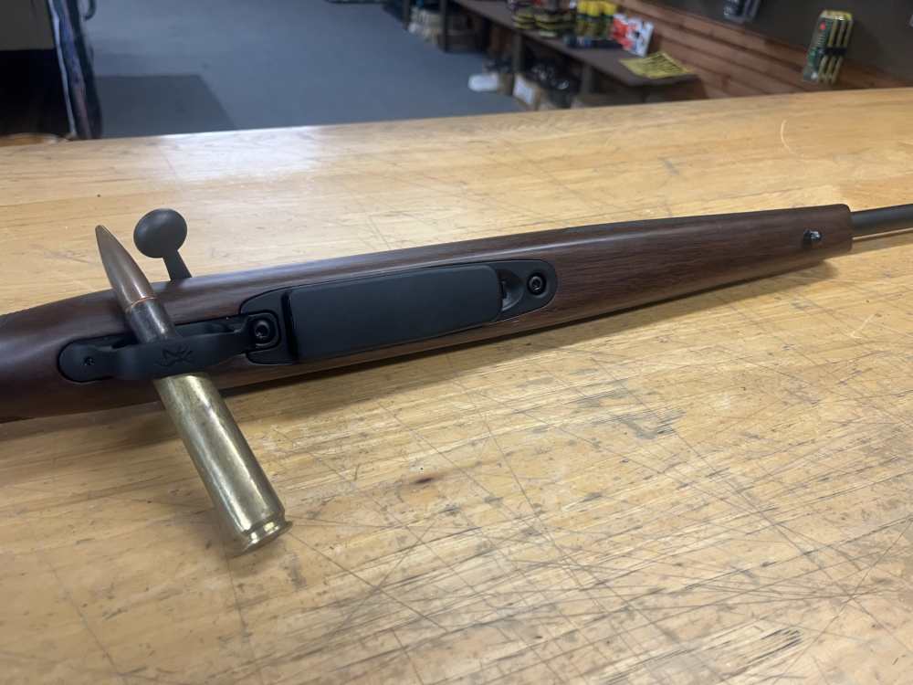 Browning A Bolt 3 Hunter 7mm Mag Walnut Stock-img-6