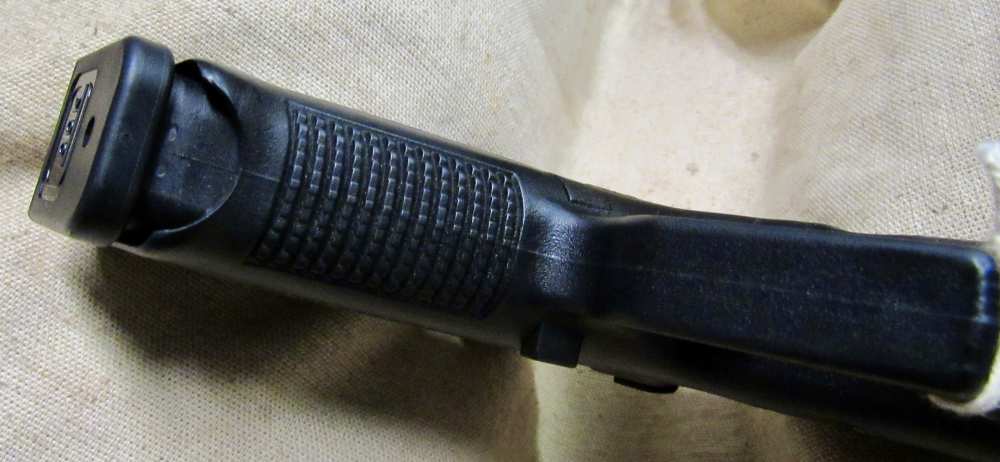 Glock 19 GEN2 9mm Semi-Auto Pistol .01 NO RESERVE-img-9