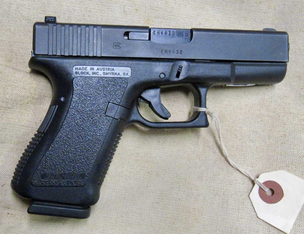 Glock 19 GEN2 9mm Semi-Auto Pistol .01 NO RESERVE-img-0
