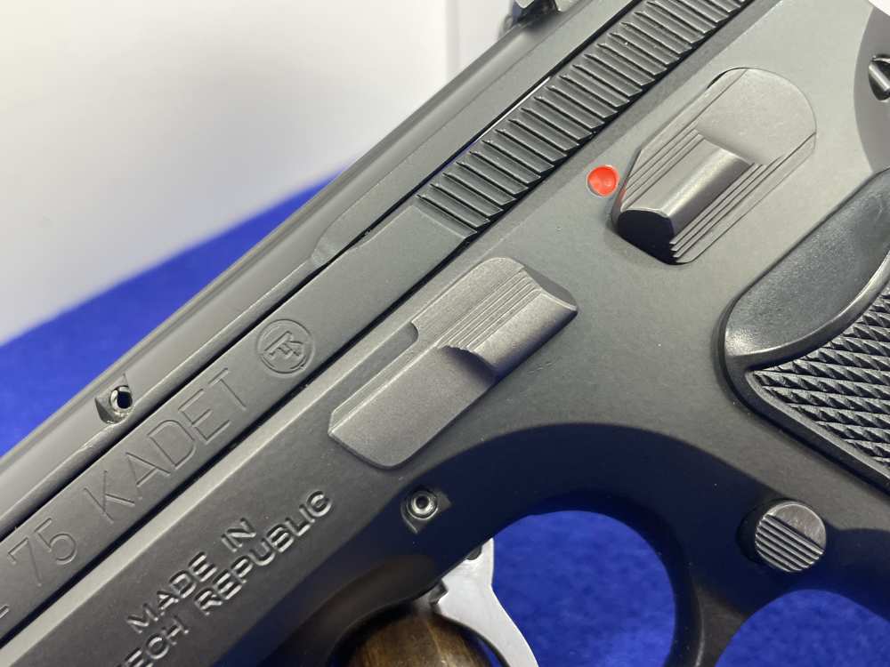 2004 CZ 75 Kadet .22LR 4.8" Black *AMAZING TRAINING RIMFIRE DA/SA HANDGUN*-img-9