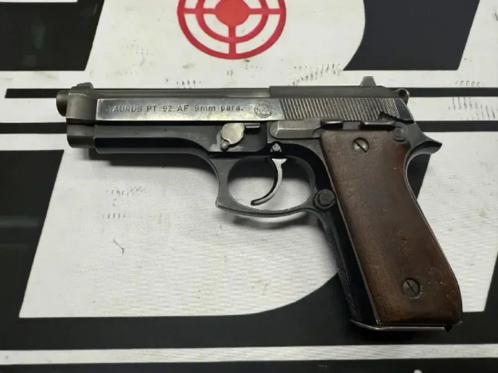 TAURUS PT-92 AF-img-4