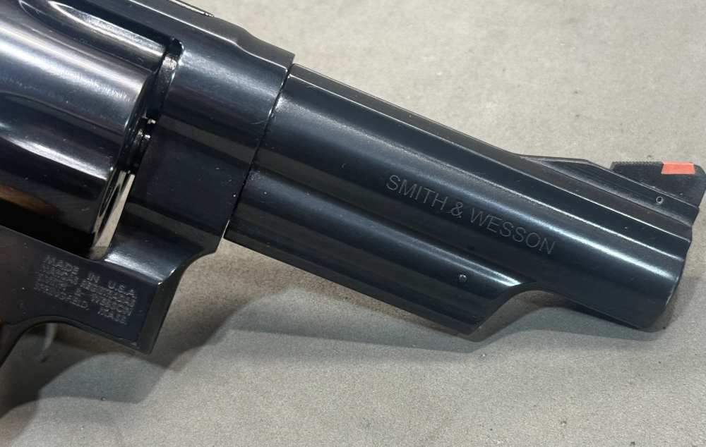 USED Smith & Wesson Model 29 4" 44 Mag Blued Finish Original Case-img-11