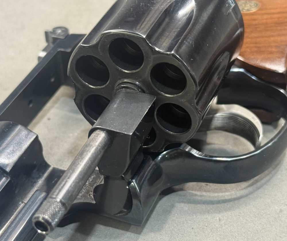 USED Smith & Wesson Model 29 4" 44 Mag Blued Finish Original Case-img-15