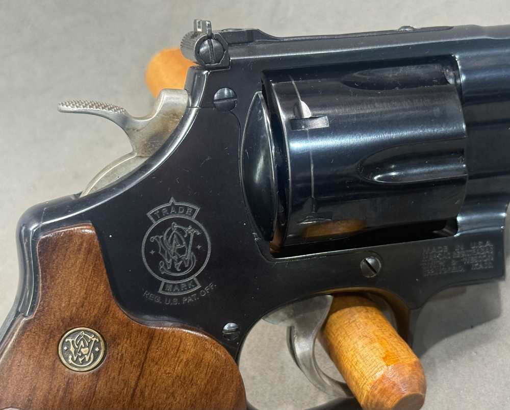 USED Smith & Wesson Model 29 4" 44 Mag Blued Finish Original Case-img-7