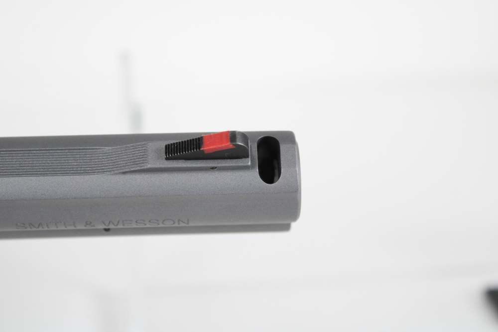 Smith & Wesson Spec Series R Model 686 Plus No Lock with Aimpoint Acro-img-9