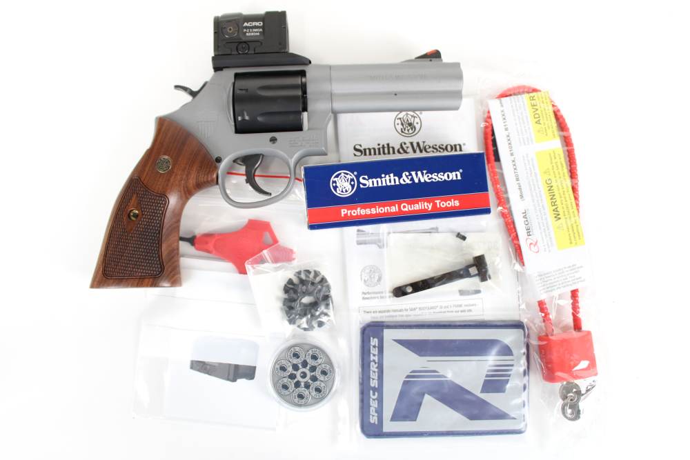 Smith & Wesson Spec Series R Model 686 Plus No Lock with Aimpoint Acro-img-2