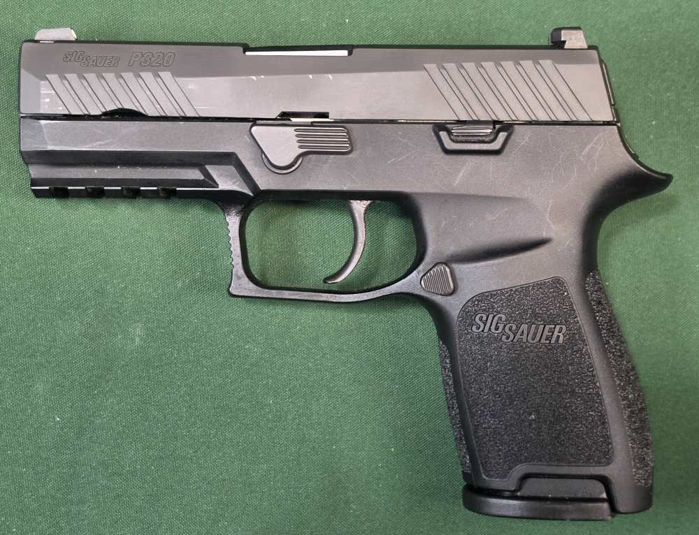 Sig Sauer P320C-img-0