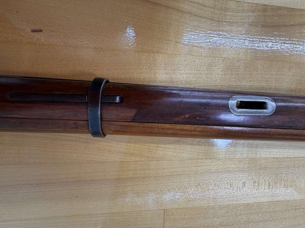 Soviet Mosin-Nagant Bolt-action Rifle in 7.62x54R - Made 1926-img-4
