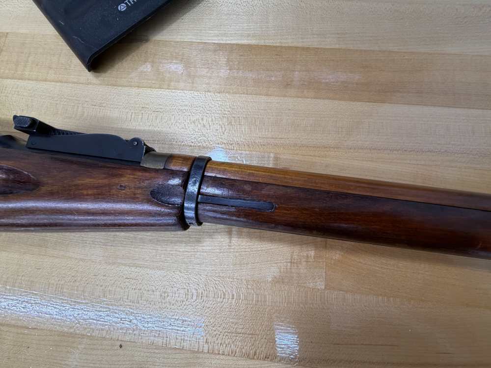 Soviet Mosin-Nagant Bolt-action Rifle in 7.62x54R - Made 1926-img-8