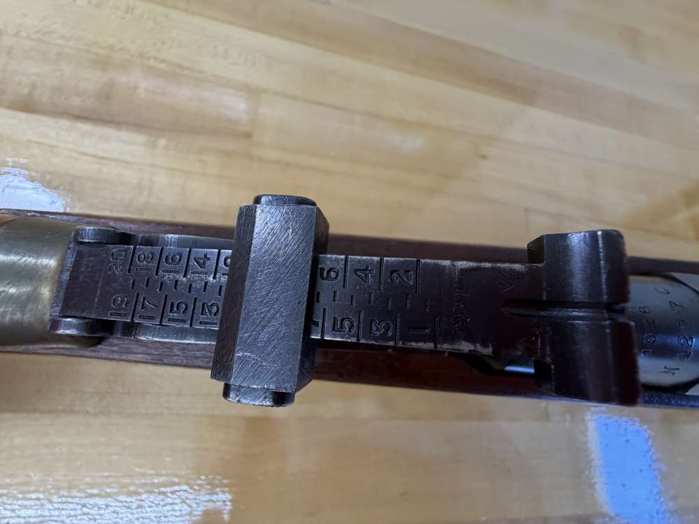 Soviet Mosin-Nagant Bolt-action Rifle in 7.62x54R - Made 1926-img-37