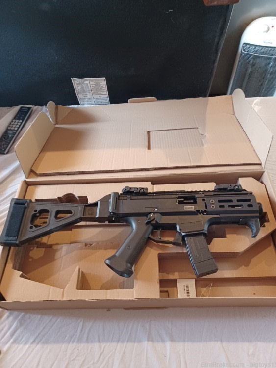 cz scorpion subcompact-img-0