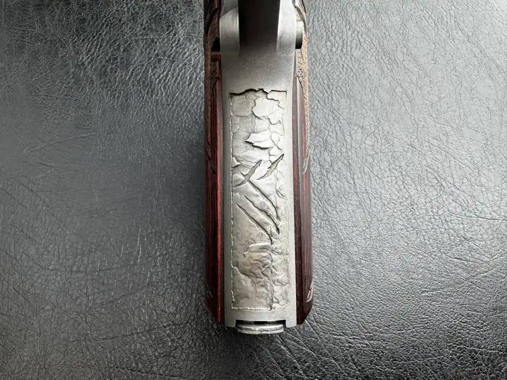 COLT 1911 GOVERNMENT DRAGON Pistol AAA Engraved 1 of 300 Fixed GI Sights -img-8