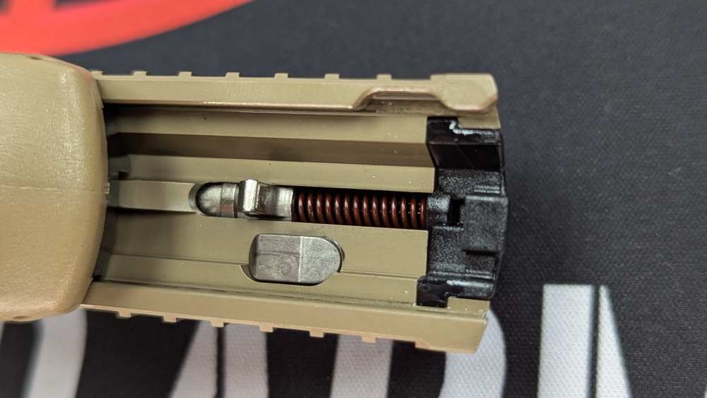 FN 509 Fullsize MRD – 9mm – Flat Dark Earth | OEM Flat Face Trigger Upgrade-img-9