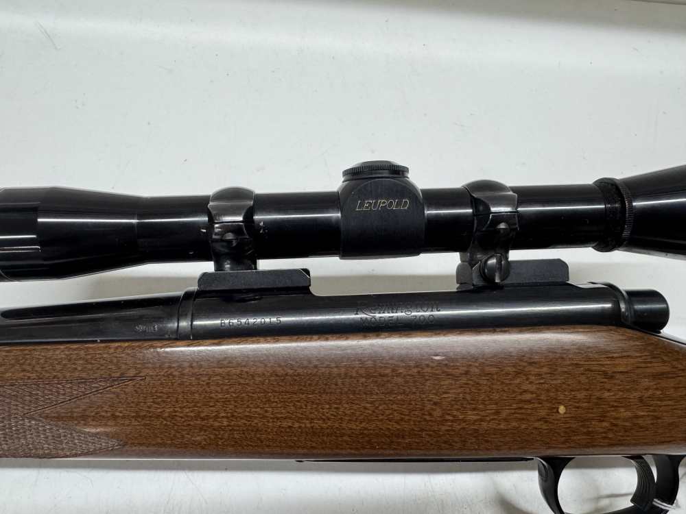 Remington 700 Classic 250 Savage-img-7