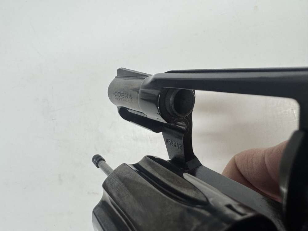 Colt Cobra D Frame with Original and Pachmayr. Grips-img-6