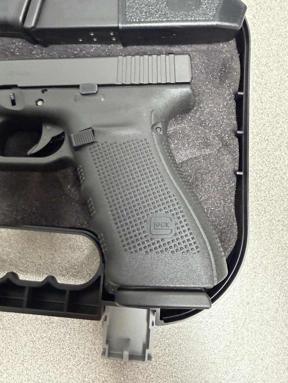 Glock 21 Gen 4, 45 ACP, 4.6”, 13RD-img-2