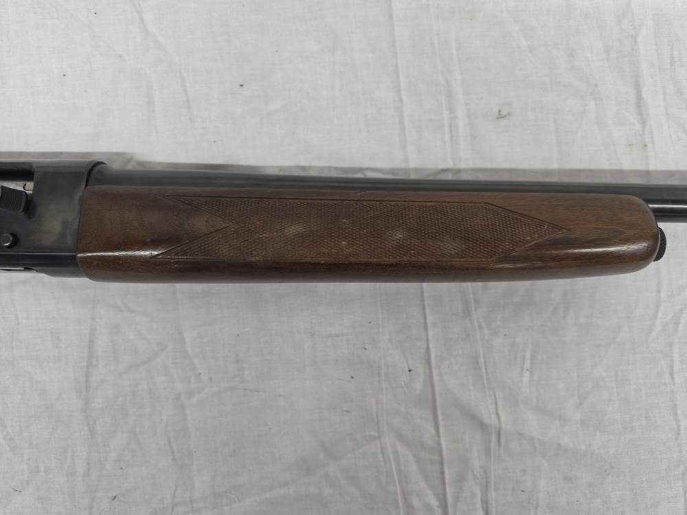 WINCHESTER MODEL 50 12 GUAGE SEMI AUTOMATIC SHOTGUN-img-4