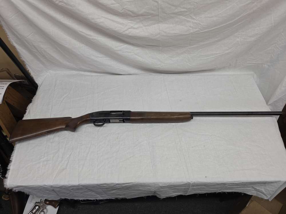 WINCHESTER MODEL 50 12 GUAGE SEMI AUTOMATIC SHOTGUN-img-0