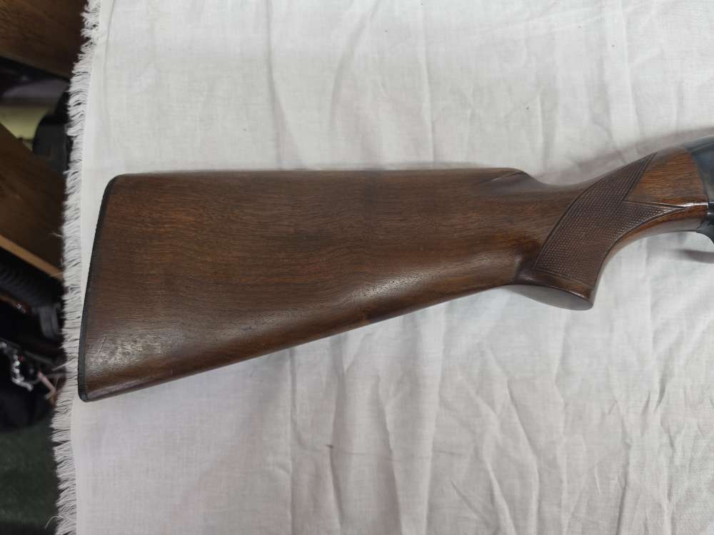 WINCHESTER MODEL 50 12 GUAGE SEMI AUTOMATIC SHOTGUN-img-2