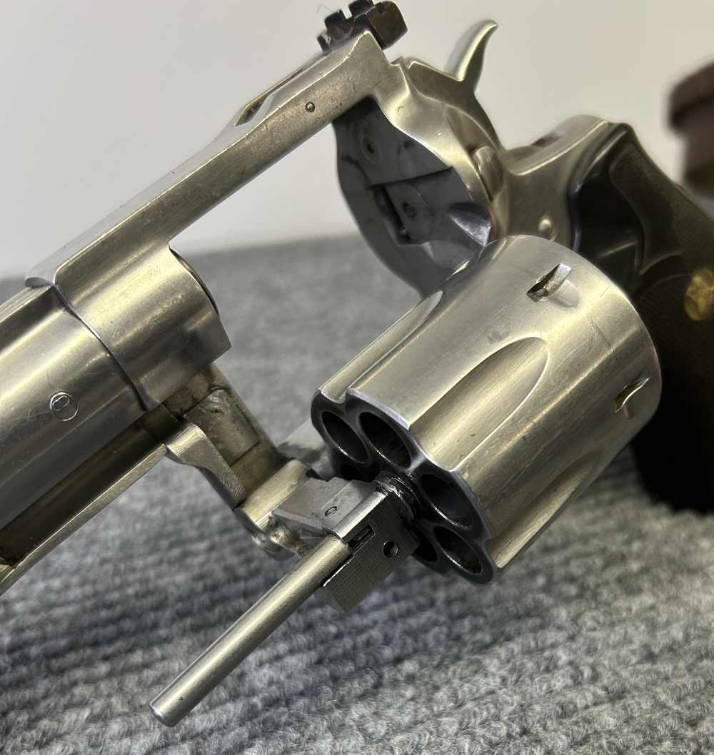 Ruger Redhawk Six-Shot Double Action Revolver w/ 9" Barrel - 44MAG-img-20