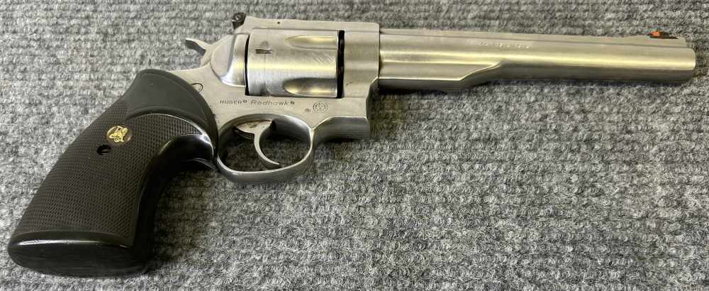 Ruger Redhawk Six-Shot Double Action Revolver w/ 9" Barrel - 44MAG-img-10