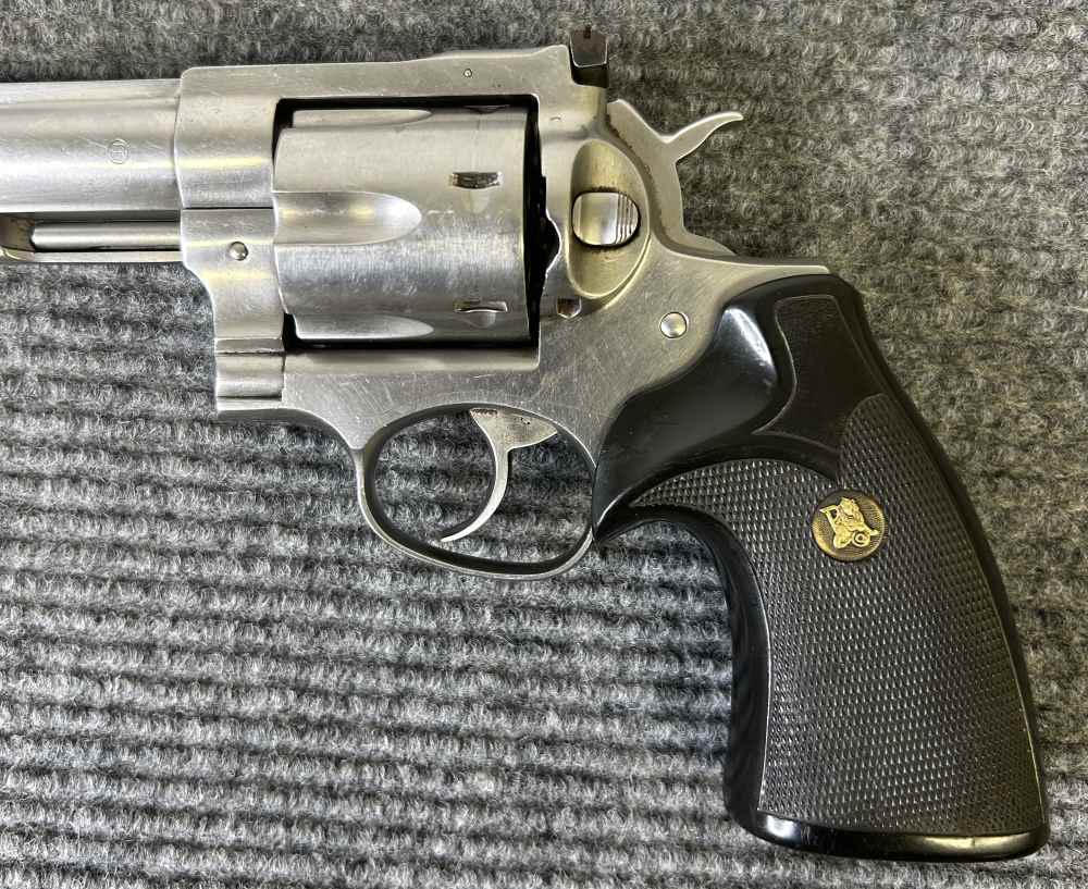 Ruger Redhawk Six-Shot Double Action Revolver w/ 9" Barrel - 44MAG-img-5