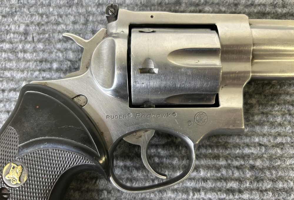 Ruger Redhawk Six-Shot Double Action Revolver w/ 9" Barrel - 44MAG-img-8