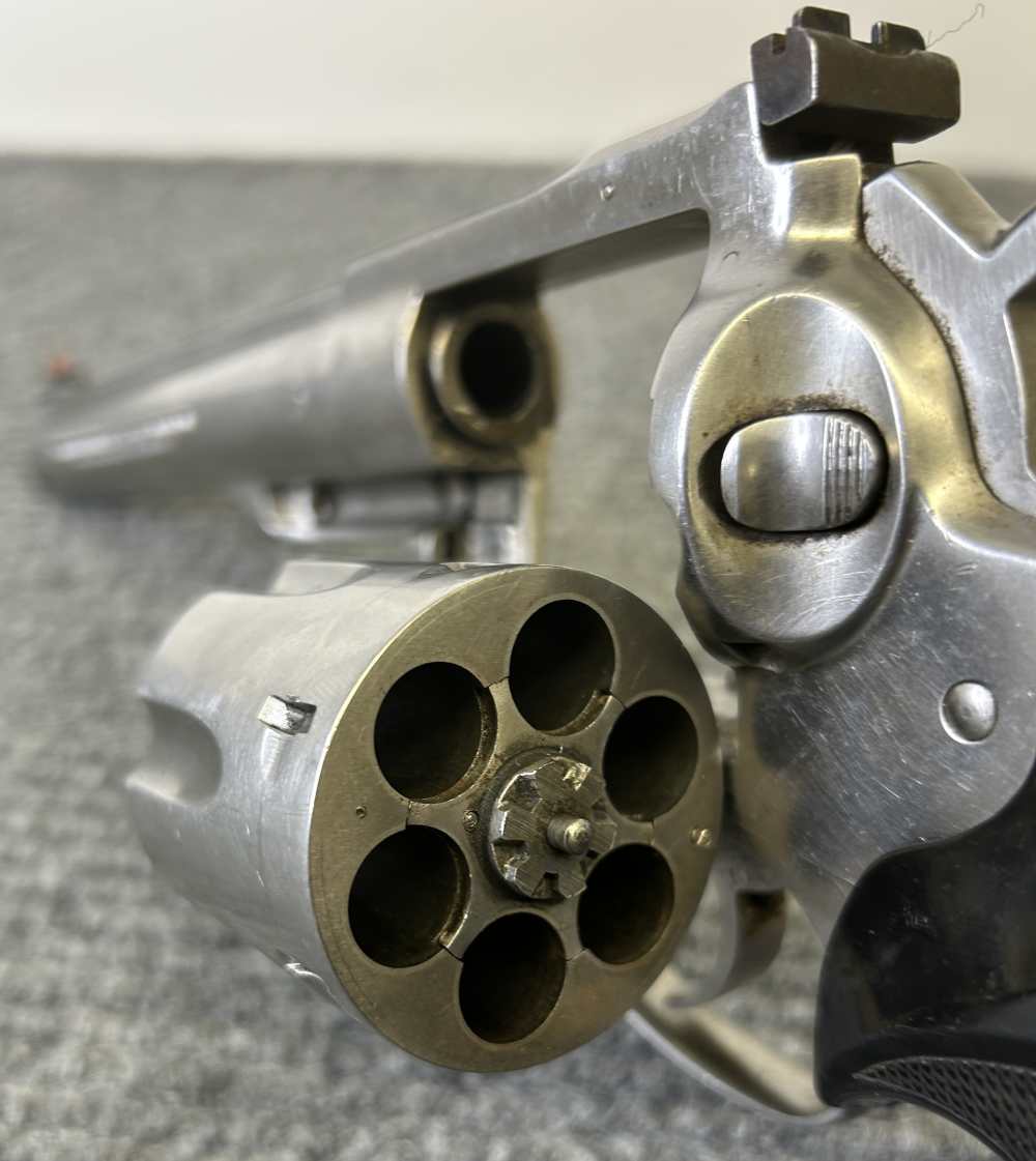 Ruger Redhawk Six-Shot Double Action Revolver w/ 9" Barrel - 44MAG-img-18