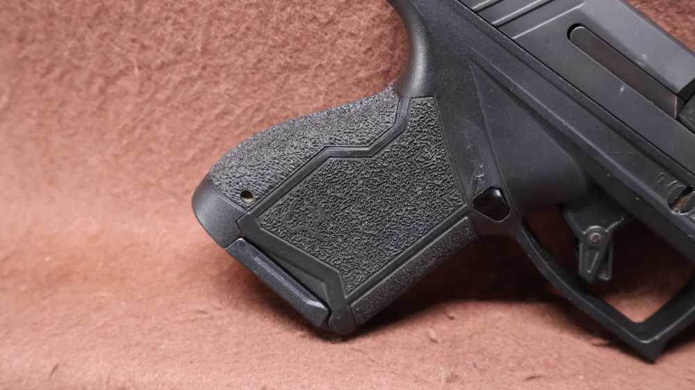 Taurus GX4 9 mm Semi 3" BRL 11 Rd Mag VG Bore-img-2