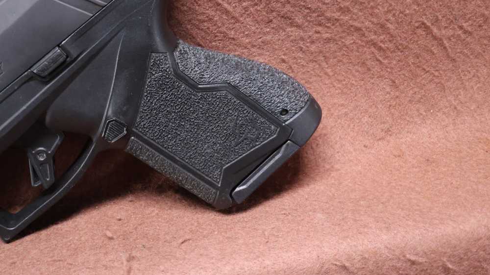 Taurus GX4 9 mm Semi 3" BRL 11 Rd Mag VG Bore-img-8