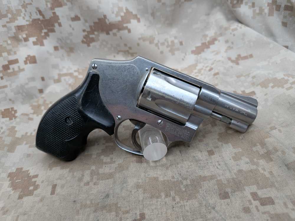 Smith & Wesson 640 .38 Special Revolver Police Trade IN / USED No Lock-img-1
