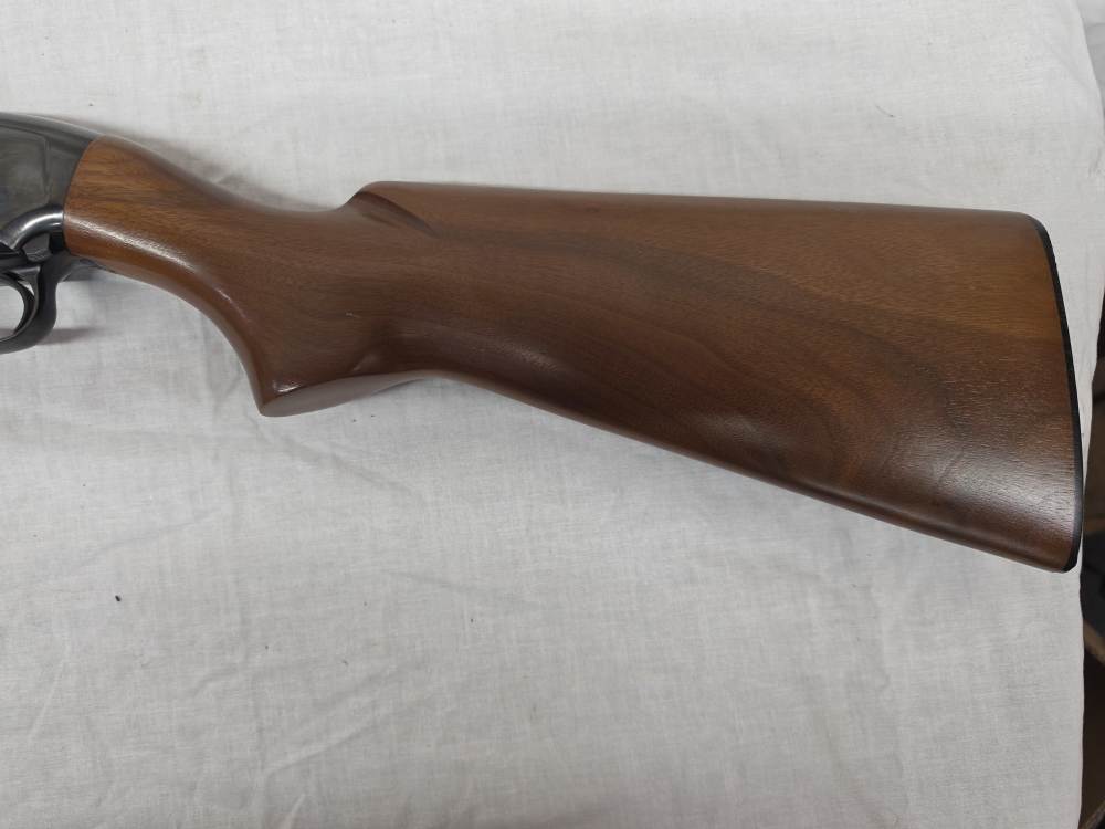 WINCHESTER MODEL 12 12 GUAGE PUMP ACTION SHOTGUN-img-6